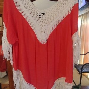 Super light fringed summer top